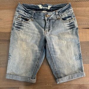 Freestyle Low Rise Bermuda Shorts Jorts Distressed, Vintage